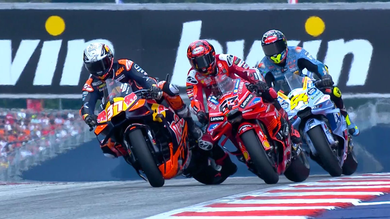 开云体育APP下载-红牛二队险胜红牛车队，塞恩斯高光表现的简单介绍