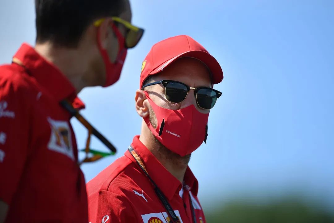 梅赛德斯轻取雷诺车队，佩雷兹高光表现的简单介绍