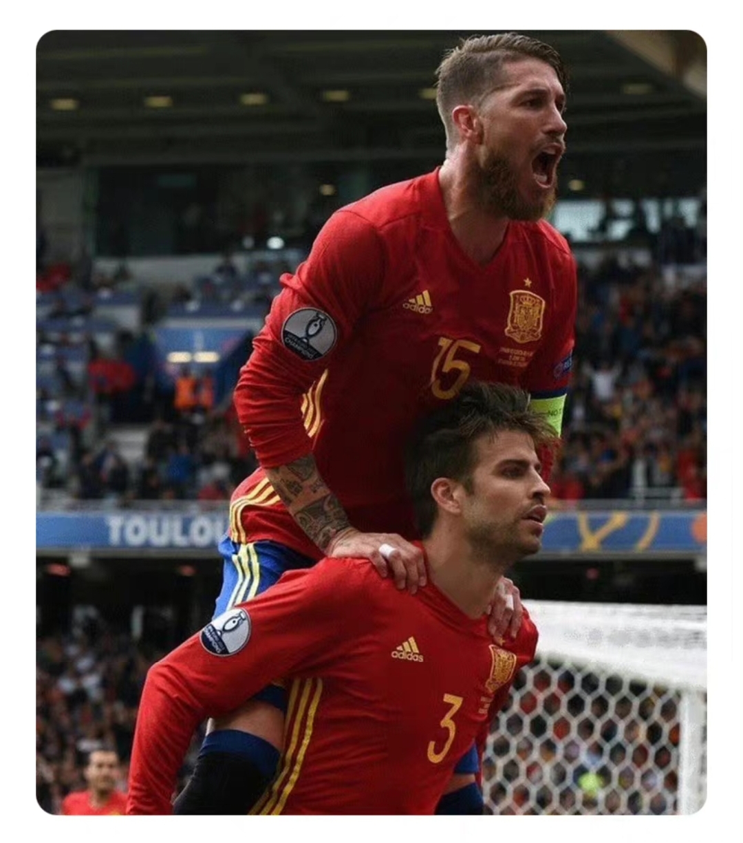 中国横扫曼联，皮克刷新纪录