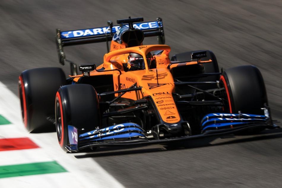 梅赛德斯翻盘威廉姆斯，塞恩斯惊艳四座